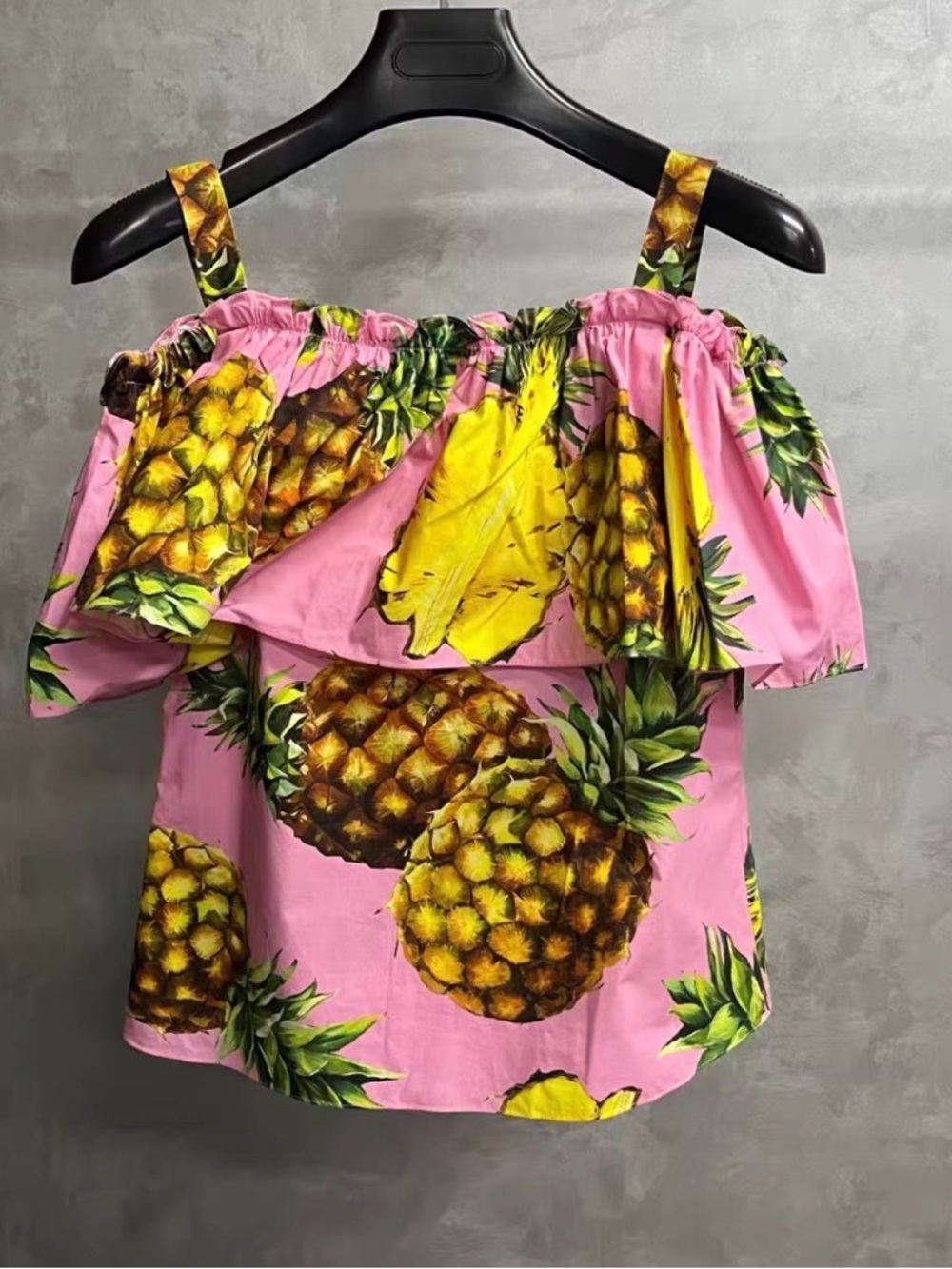 🚩steal Authentic Dolce & Gabbana Pink Pineapple Print Blouse